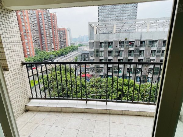 【多图】保利香槟花园(c区),龙头寺租房,重庆租房直租无中介 出门狮子