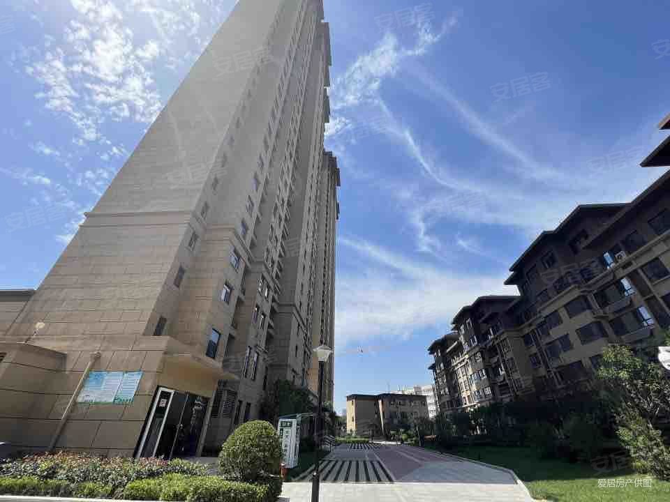 正南朝向 精装好房,馥桂园铂峰二手房,249万,4室2厅,1卫,132平米-西安