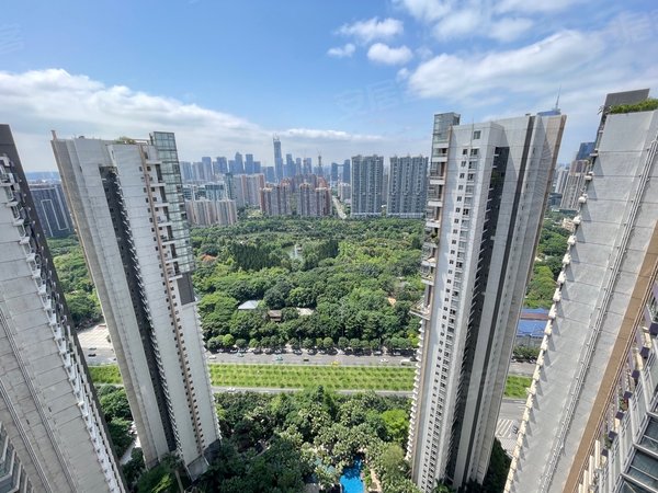 广州天河珠江新城东誉峰誉峰园 高层南北向四房 豪华现代装修 望珠江