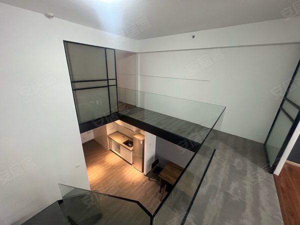 泉州石狮石狮服装城米兰广场出租米兰广场复式2房家具家电齐全出租
