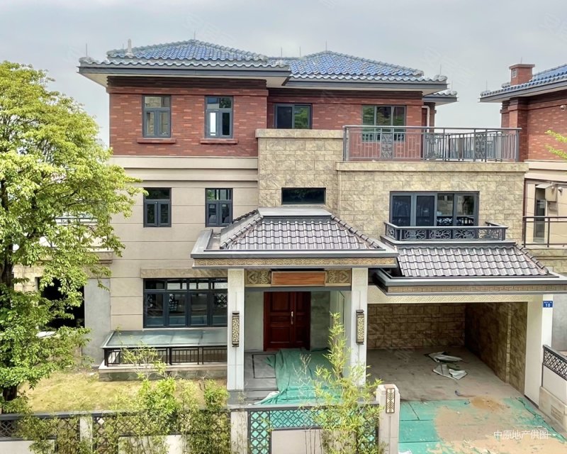 单边独栋别墅)华标峰湖御境山顶,400方大花园,全新毛坯未住