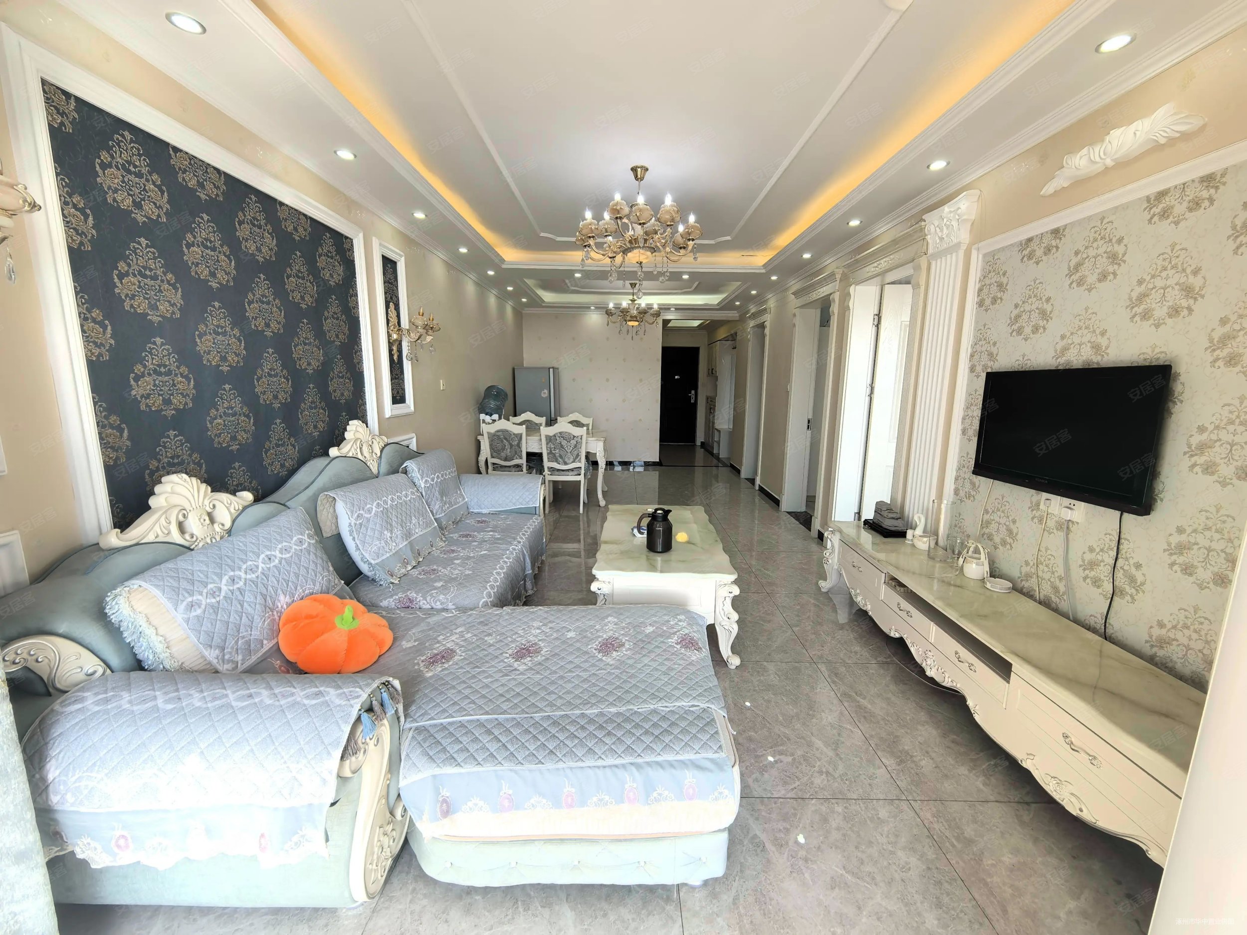 华融现代城3室2厅1卫93㎡南55万