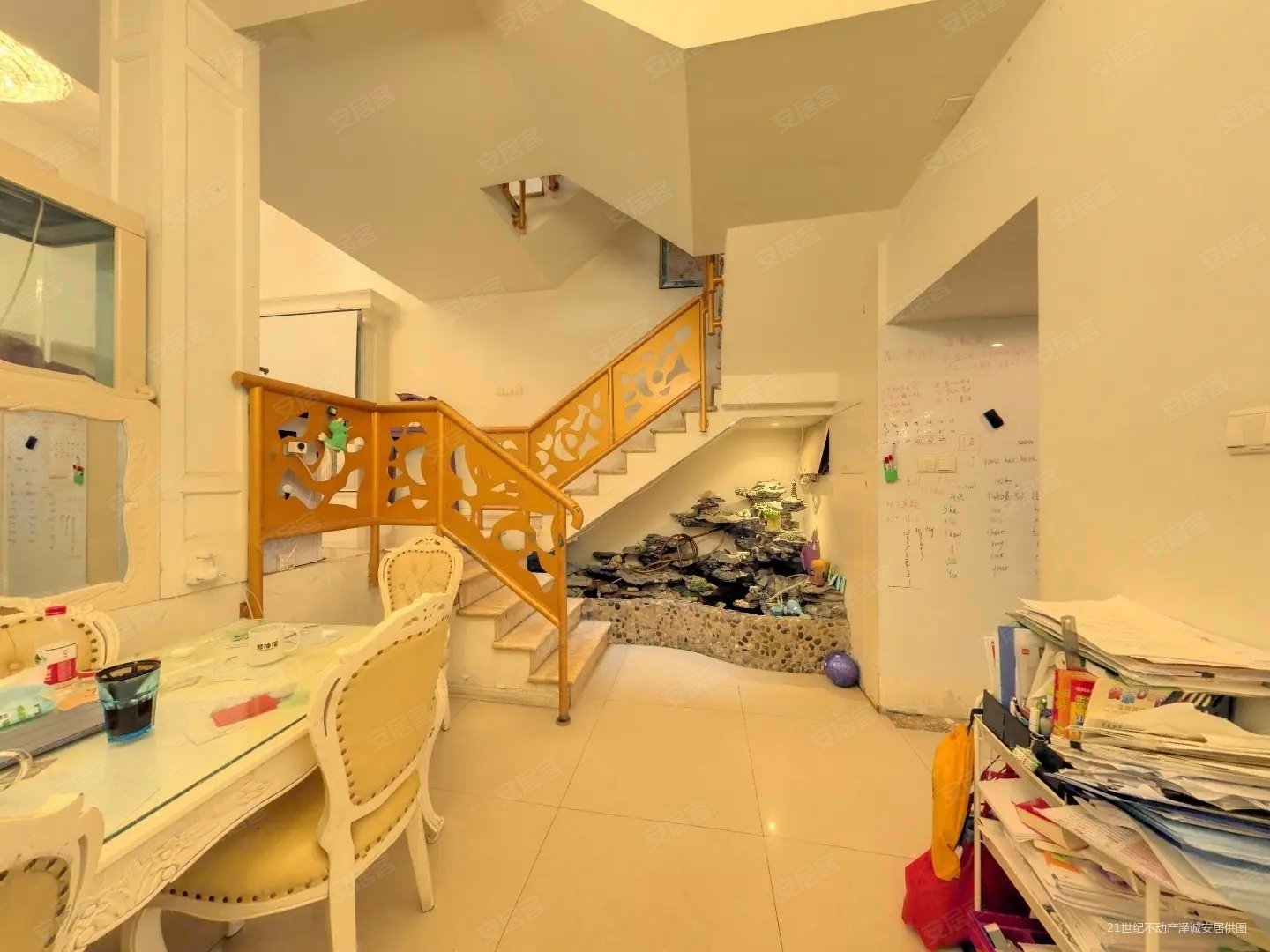 一栋洋房5室2厅2卫203.13㎡南北1100万