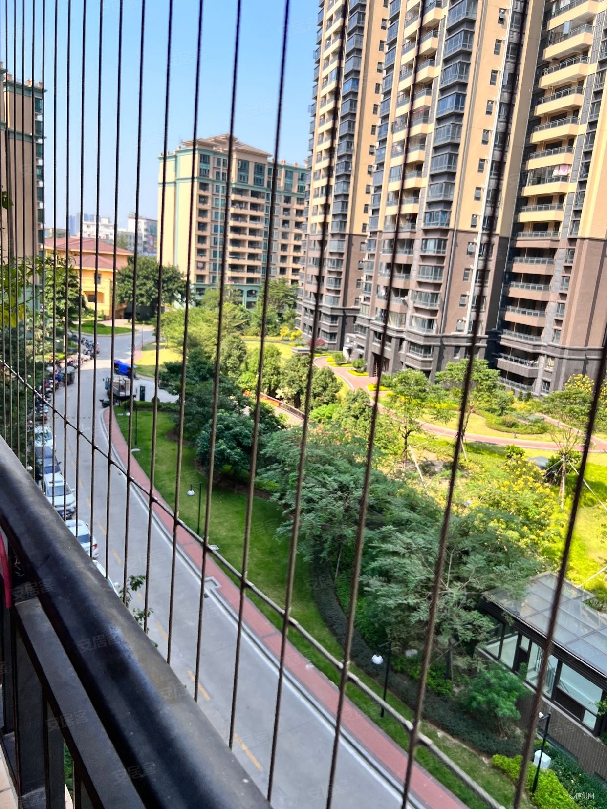 中山房产网>中山二手房>东凤二手房>凤翔大道二手房>逸湖半岛>