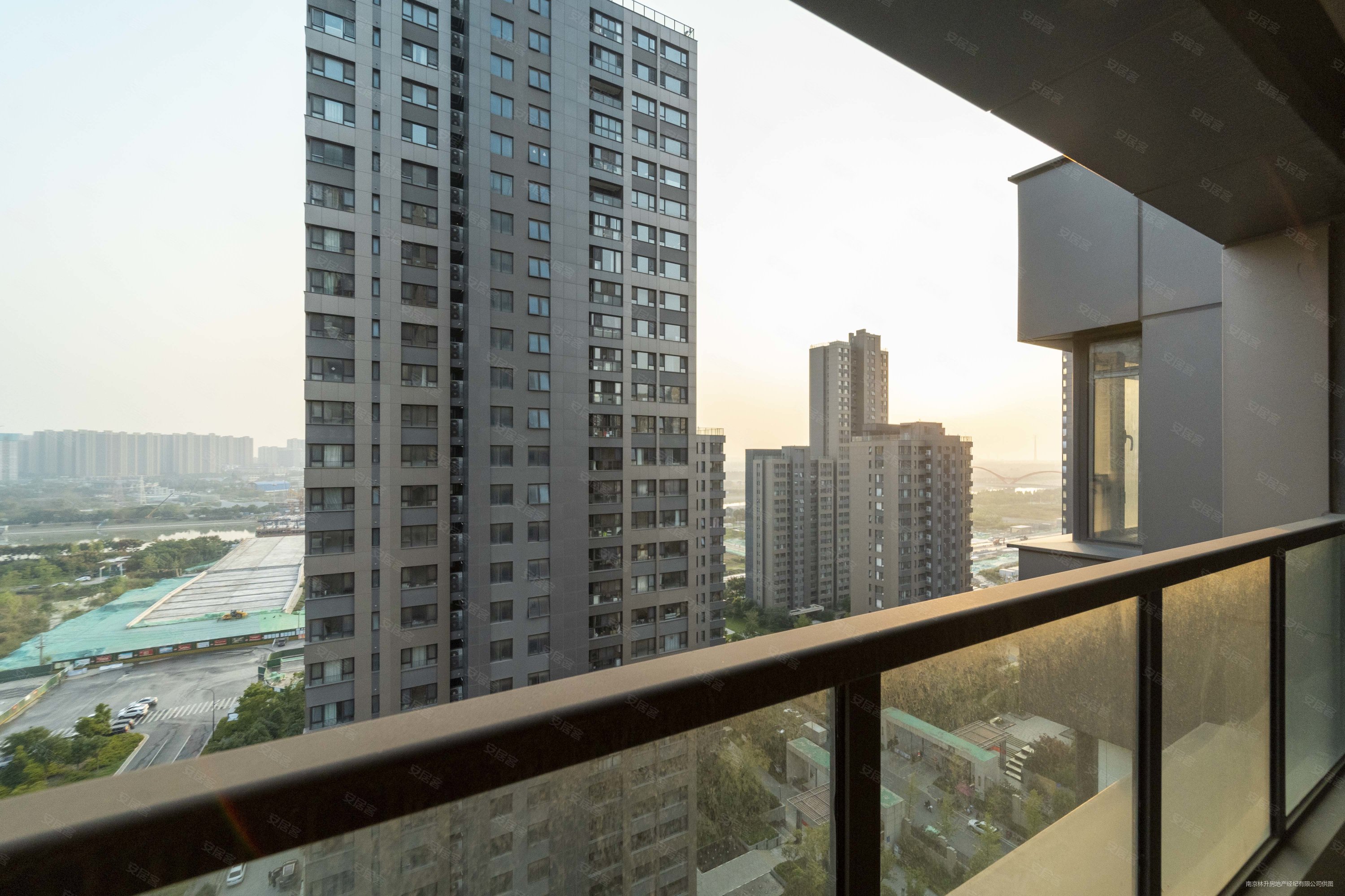 南北通透3室2厅正荣润峯精装修