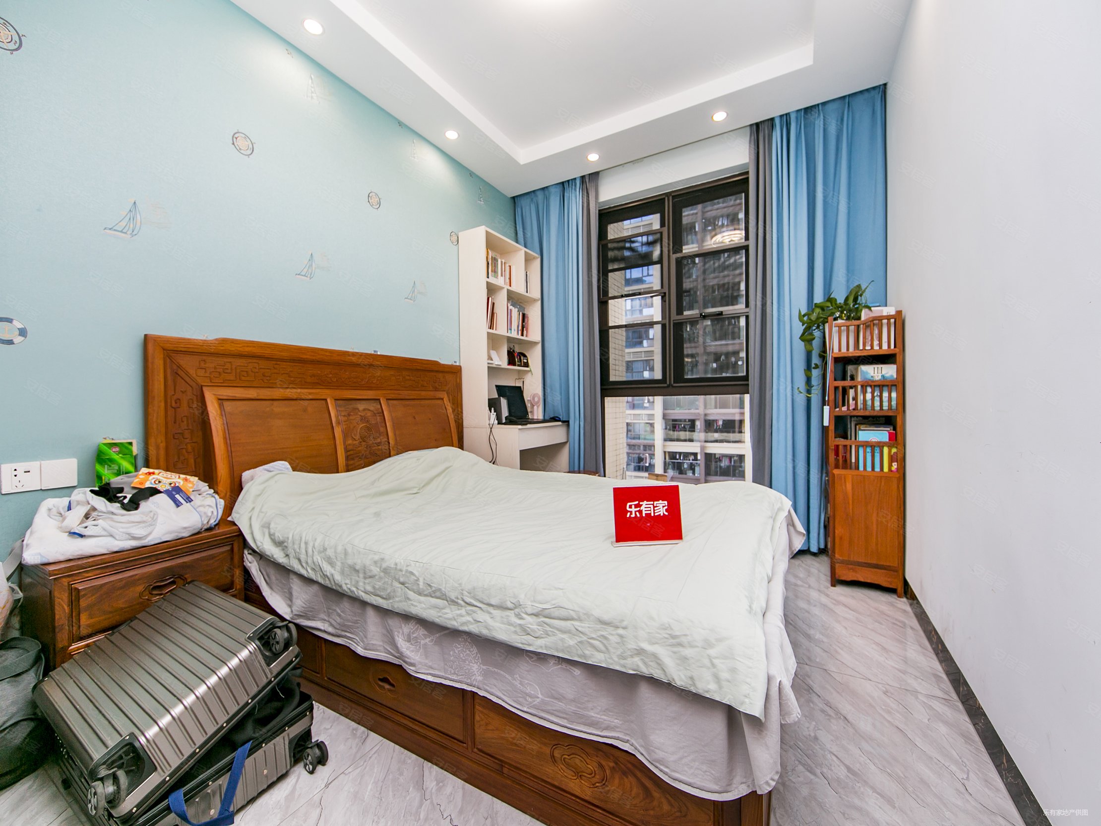 龙华购房版本答案,金亨利二期四房,业主诚心出售,看房方便,金亨利瑜璟