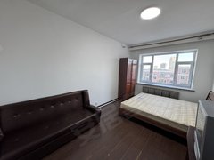 齐齐哈尔建华第二医院惠民小区   房间出租  对面解放门出租房源真实图片