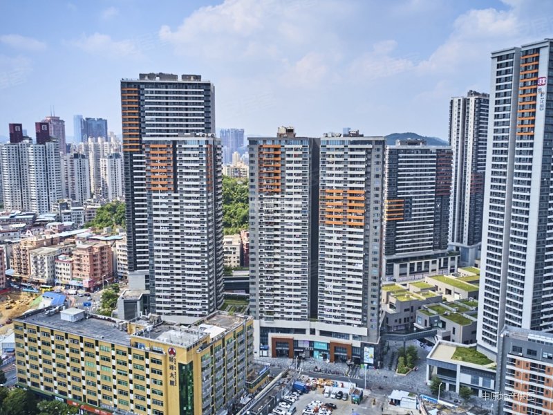 深业东岭上车盘 业主已回到深圳 满五年红本 换大房急售