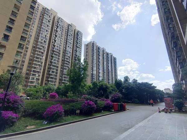 昆明官渡昆明站鑫都韵城高铁昆明站旁 永平路鑫都韵城温馨精装2房出租