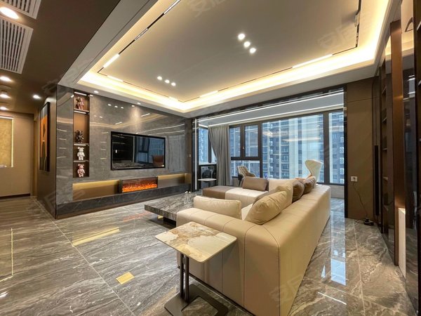 云际花园4室2厅2卫大平层龙湖河西天街明基医院可月付