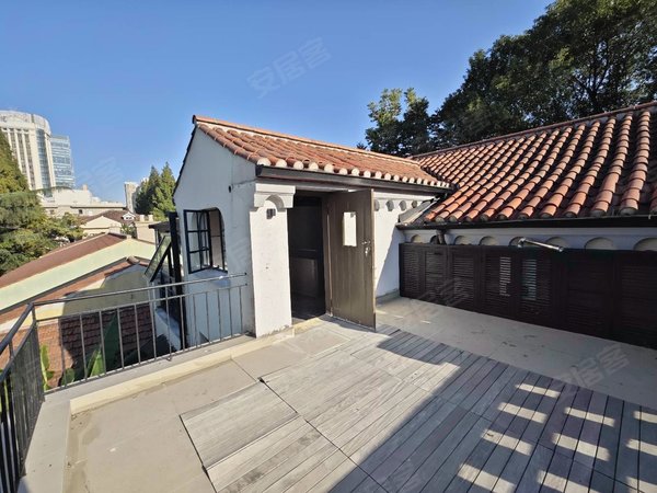 上海徐汇衡山路上方花园常熟路花园洋房3楼整层带20平户外露台 可居家