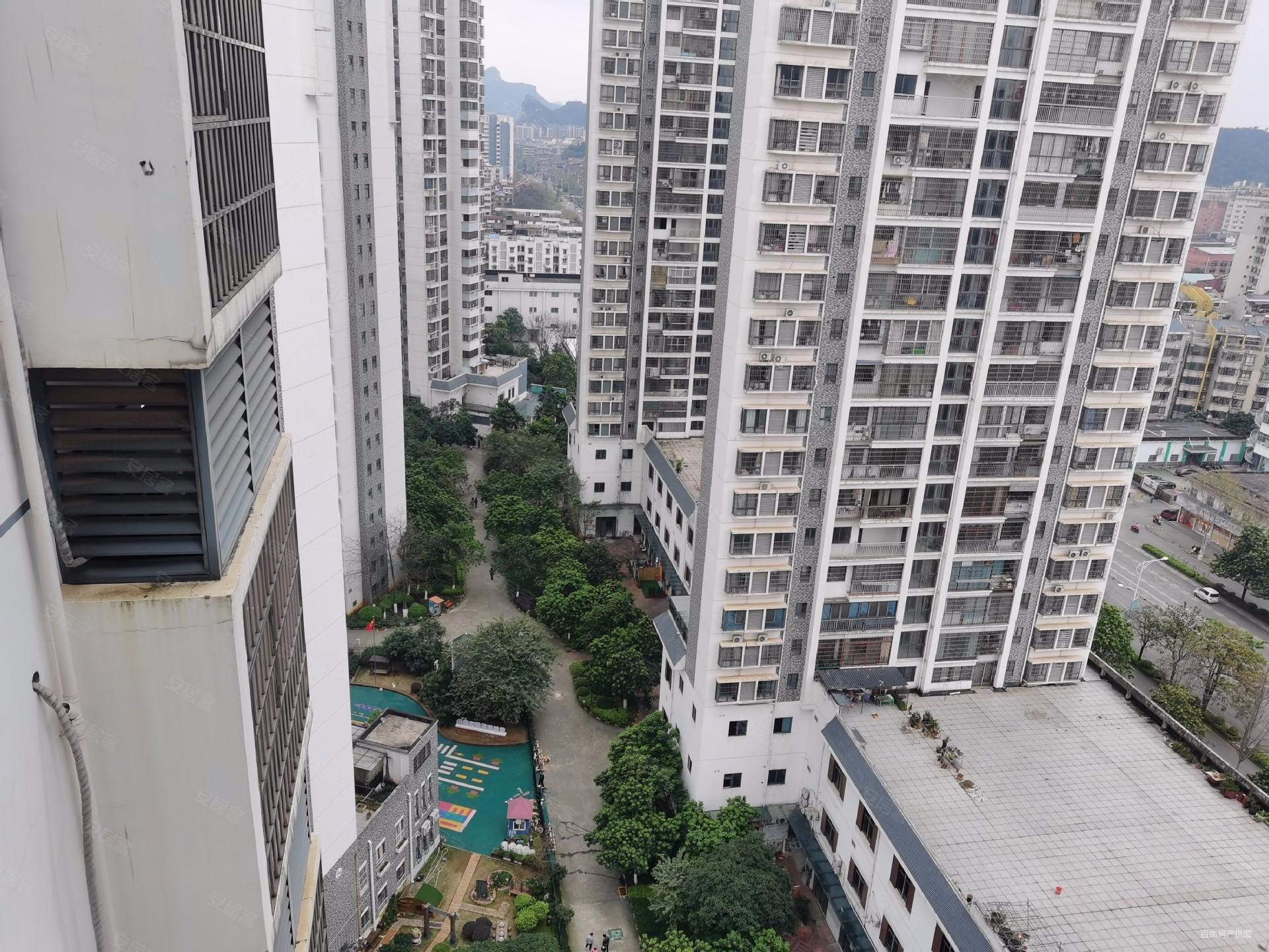 电梯楼中楼 高楼层采光充足,荣城祥和名邸二手房,138万,6室2厅,2卫