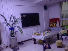 巨野巨野城区巨野市区帝都花园三室两厅一卫家具家电齐全，拎包入住出租房源真实图片