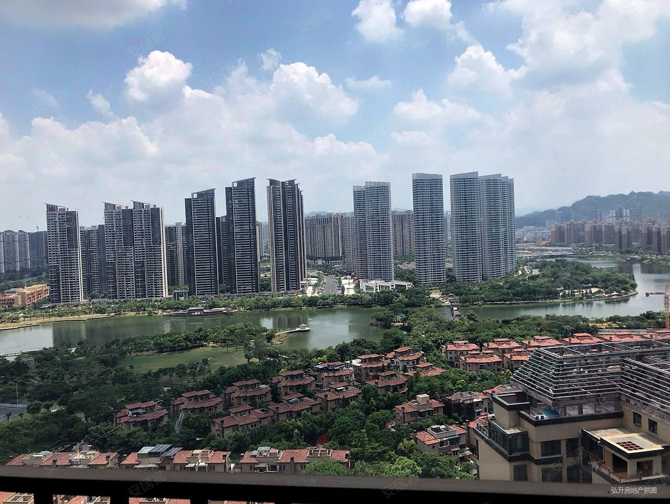 珑湖湾一线看江景看湖景看金山湖公园三重景观小区就一套