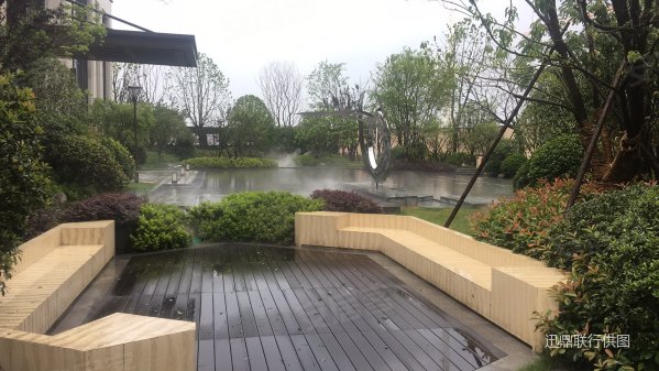 紧邻武汉 临空经济开发区 闵集站旁 金辉城 88平52万三房