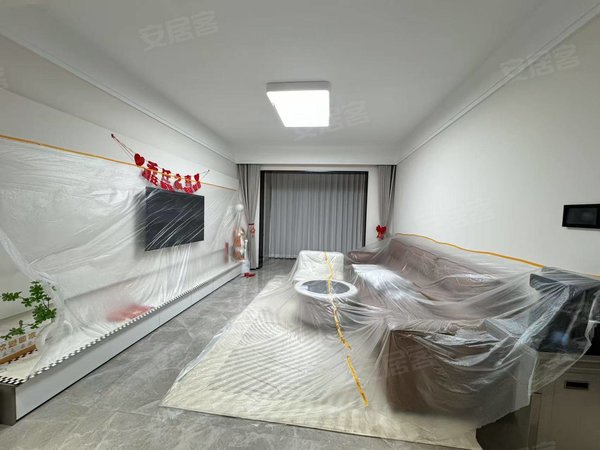 南昌昌北经济开发区昌北经济开发区中海云麓里中海豪华装修三房两厅两卫奶油风，随时看房，拎包入住出租房源真实图片