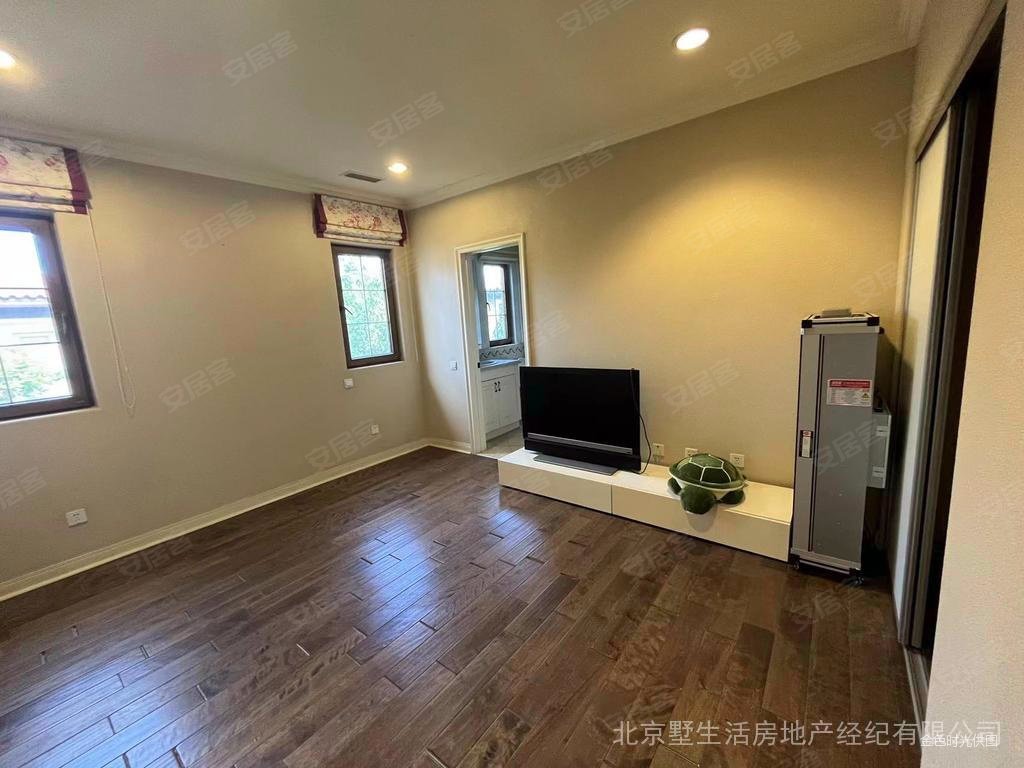 顺义 马坡 纳帕尔湾 纯独栋园区 南花er园 随时看房有钥匙