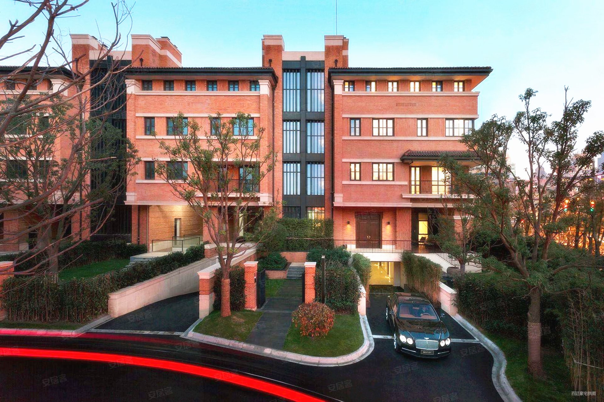 华侨城苏河湾(别墅)二手房,6900万,4室2厅,5卫,369平米-上海安究屯