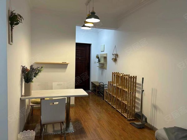 【多图】海宁江南世家,海宁市区租房,银泰旁海宁江南世家 1室1厅1卫