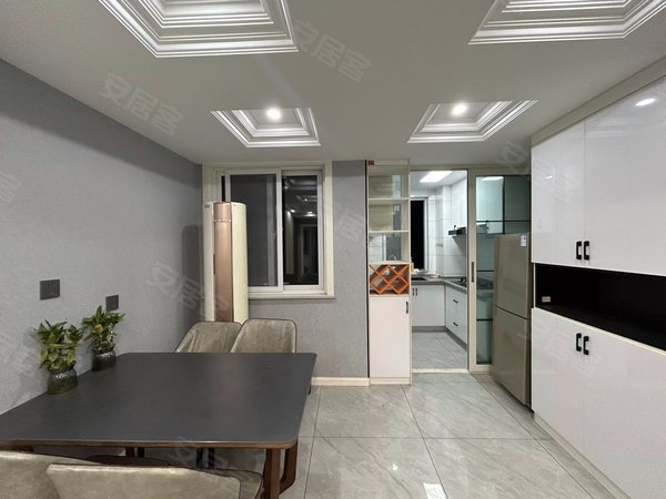 睢宁县睢宁城区睢宁城区中心凯旋家园凯旋家园 电梯9层 精装修4台空调 家具家电齐全拎包入住出租房源真实图片