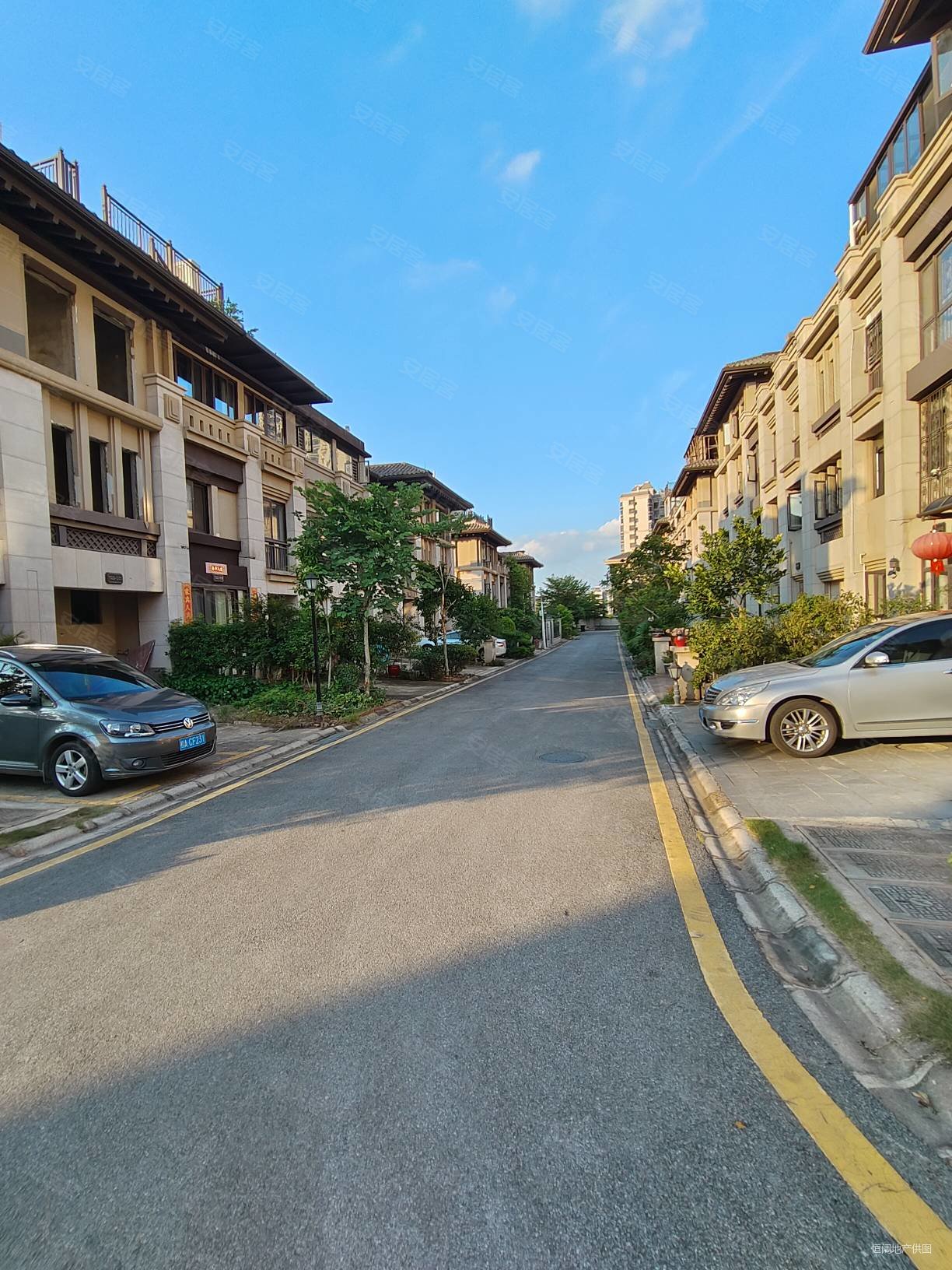 阳光城丽景湾(别墅)二手房,318万,5室3厅,4卫,215平米-南宁安居客