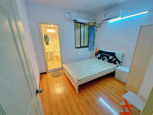 【多图】东方雍华府,钟公庙租房,无中介 毕业季全女生超便宜独卫 万达