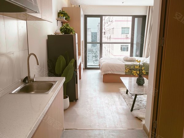 深圳南山南头麒麟花园奢华大一房,品牌家私拎包即住(无中介)可养宠