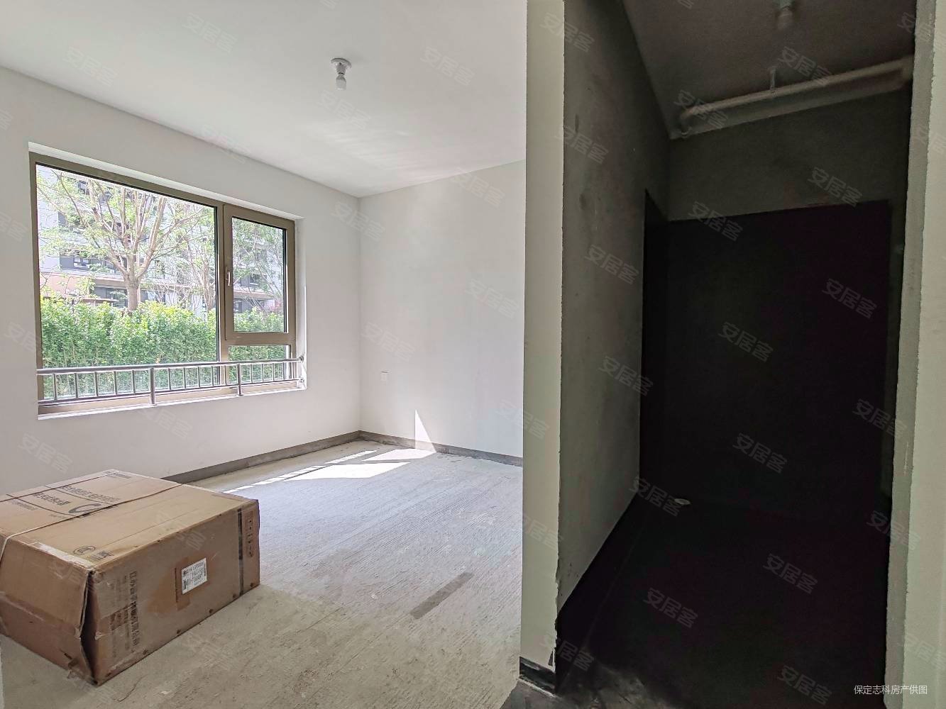 彩虹城3室2厅3卫153㎡南北140万