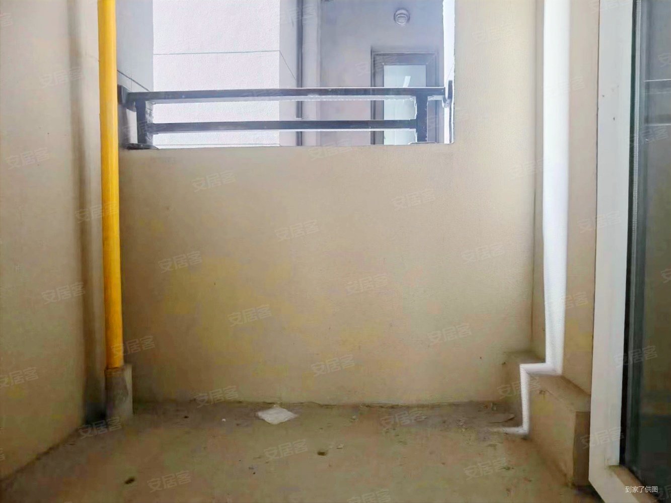 中骏雍景湾 电梯房 小三居 商圈成熟 商品住宅 板楼