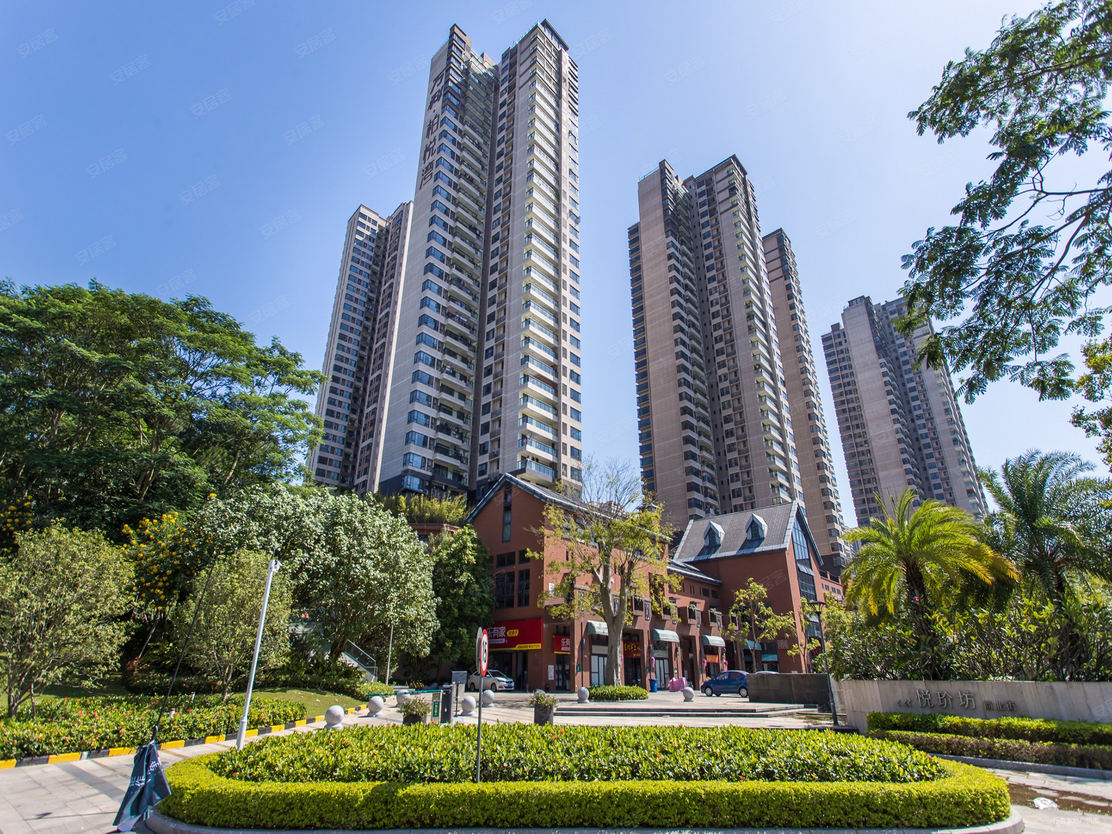 巨笋万科柏悦湾总价9字头精装3房只有一个契税不靠路