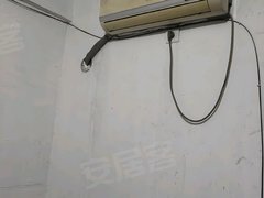 嘉兴秀洲新城街道枫华园 4室1厅2卫出租房源真实图片