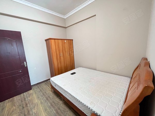 东莞长安长安中心区瑞华公寓长安公园旁,瑞华公寓 1室1厅1卫 南北通透