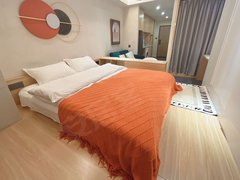 乐山市中万达广场温馨风！月租1000！带投影 ！带weifi！支持可长短租！出租房源真实图片