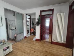 枣庄滕州龙泉善南小区三室 四楼 家具家电齐全干净整洁拎包即住出租房源真实图片