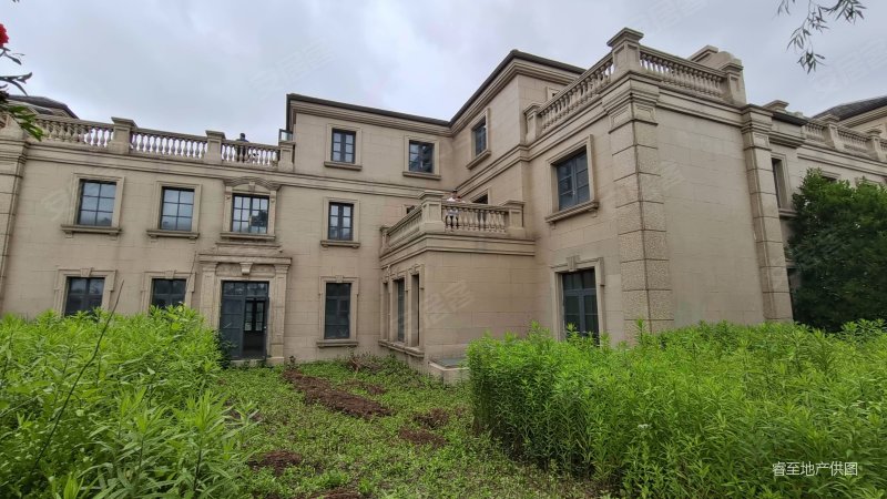 美兰湖别墅丨高尔夫球场景观丨花园500平丨看房有钥匙