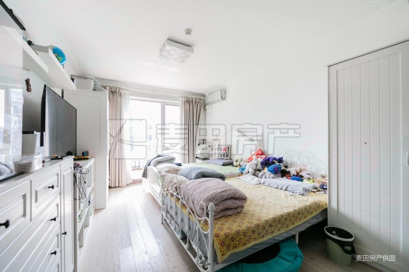 望京核心位置华鼎世家高层采光好2居