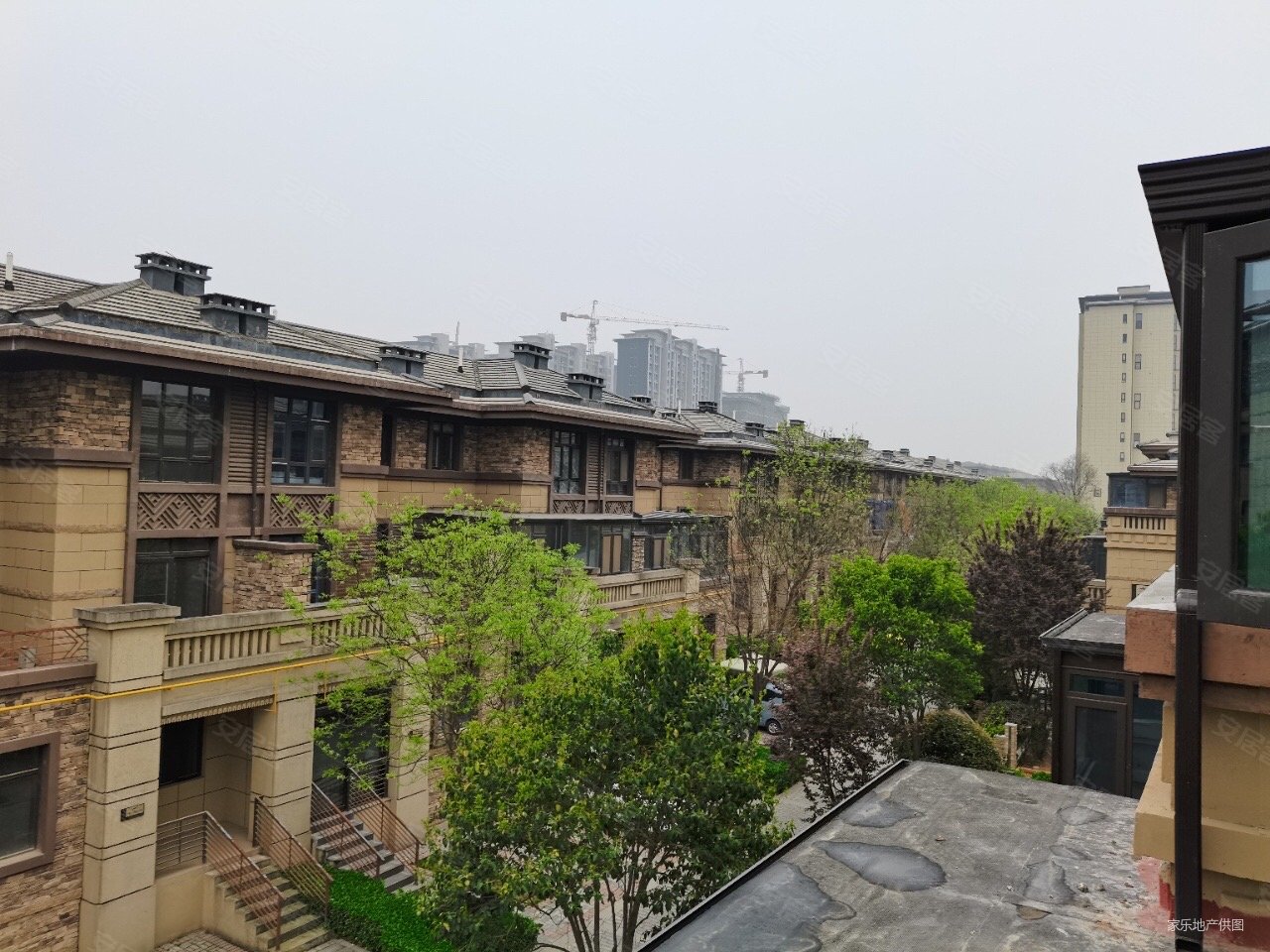 西安二手房 临潼二手房 骊山二手房 绿地骊山花城(别墅)1/17