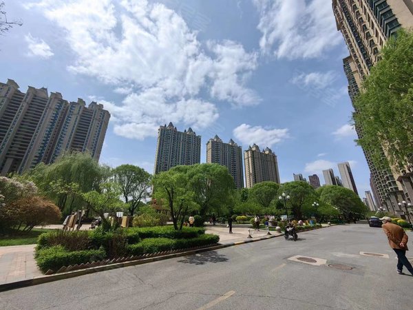 抚顺顺城恒大广场恒大华府恒大华府三室两厅两卫 年租包暖气物业 图片