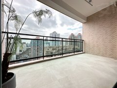 上海浦东陆家嘴高区4房带地暖，豪华配置，有车位，随时看房出租房源真实图片