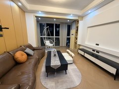 达州通川金龙大道可月付的西外罗浮广场旁的精装 2 房，装修漂亮，房子干净整洁出租房源真实图片