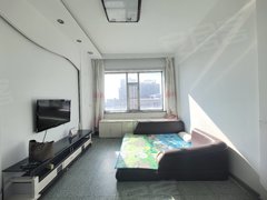 延边珲春沿河西街商业一条街附近盛博公寓电梯楼8楼阳面一室一厅带个小跃层出租出租房源真实图片