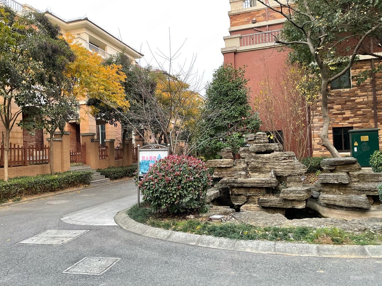 产权清晰,西城逸境(别墅)二手房,172万,5室4厅,5卫,278平米-扬州安居