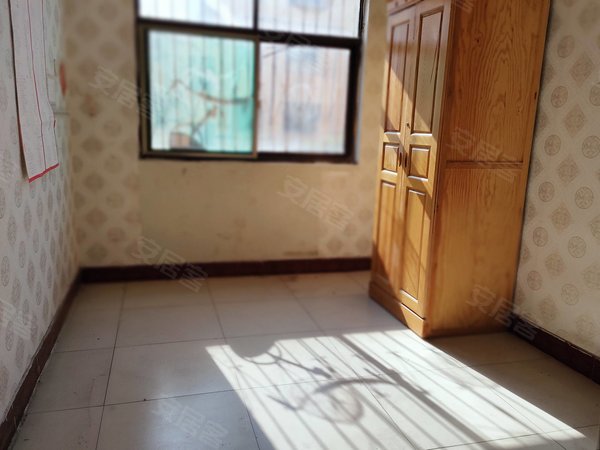 邹城长安小区(任城)洸河花园西邻3楼两室一厅干净利落家具家电真实