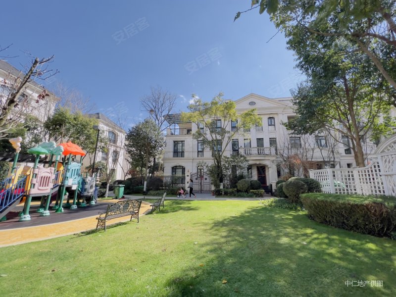 商品房 次新小区 朝向好 满二 ,融创文旅城九云府南区(别墅)二手房