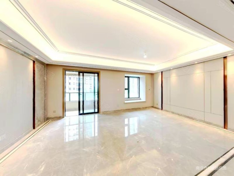 安个家     海珀星晖 精装四房三卫  满2年 急售