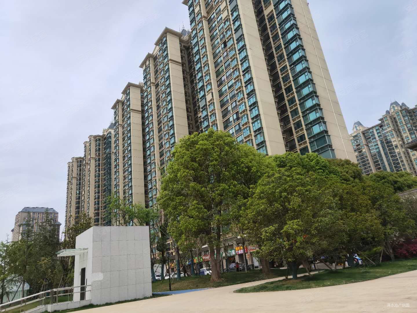 南京栖霞 仙林东宝华 恒大雅苑 精装修 3室2厅 采光好