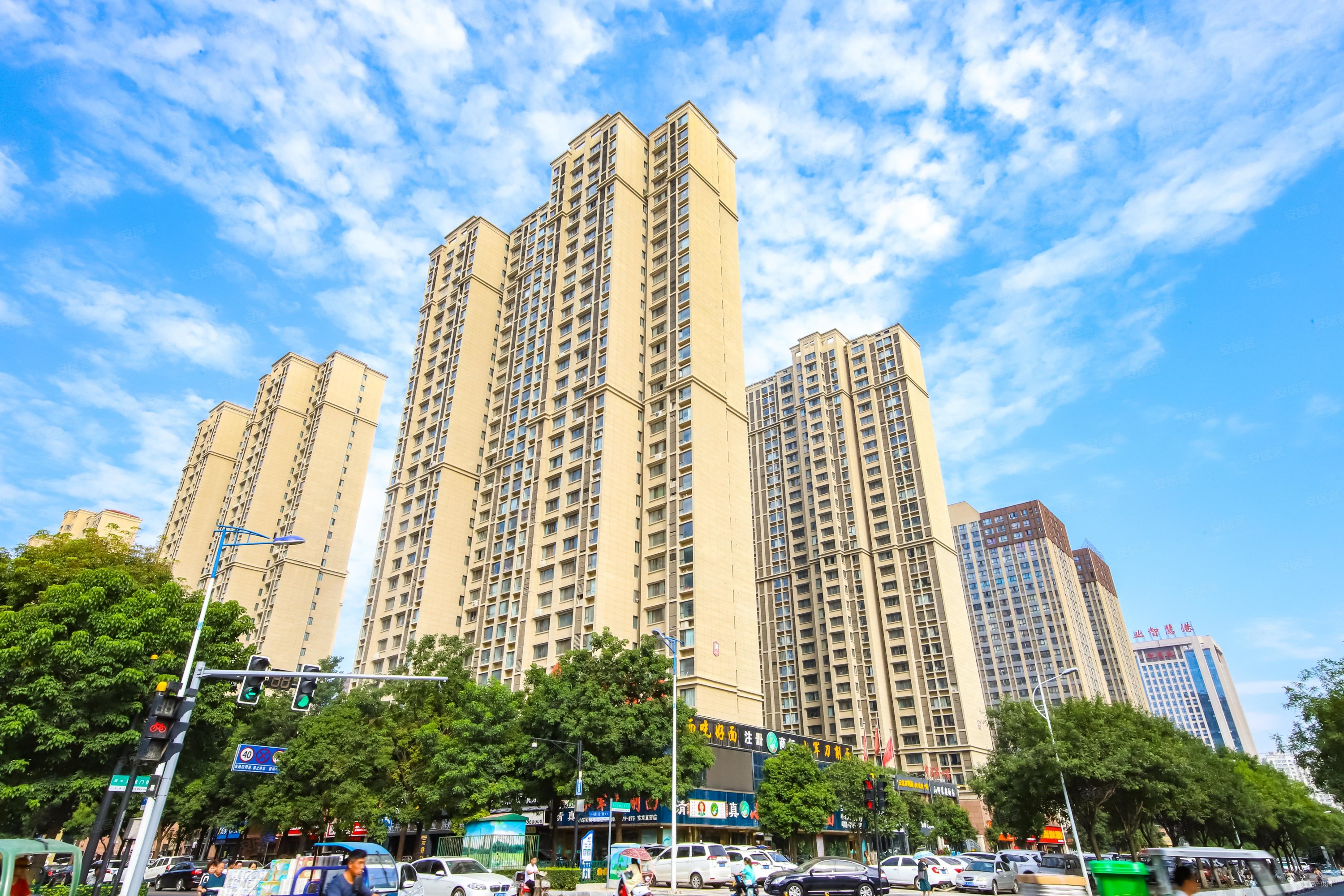 宝龙城市广场(二期)3室2厅2卫138㎡南北119万
