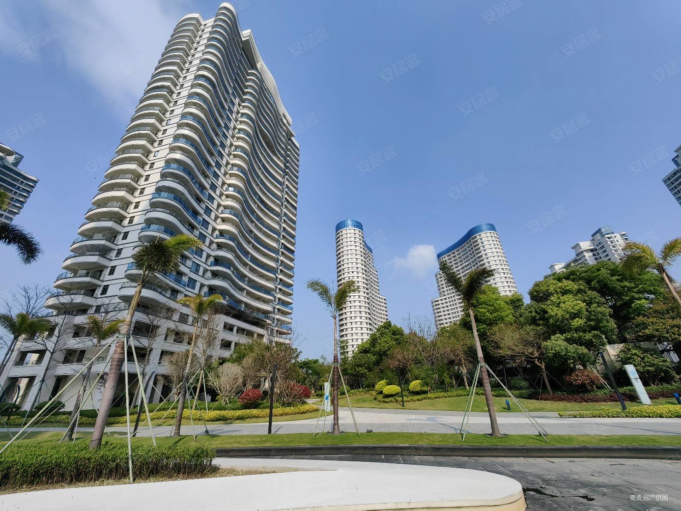 大东湖悦海湾北区南北通透双阳台假端户诚意出售