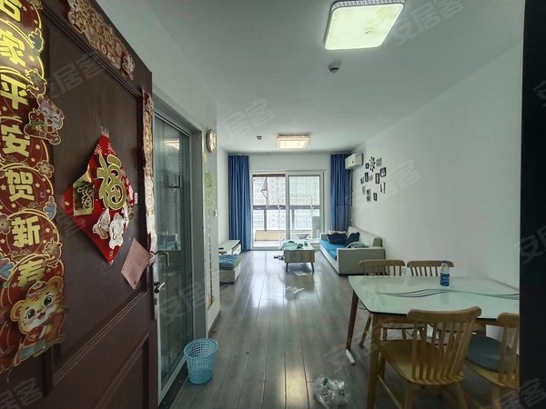 出租九龙仓碧玺a区精装小三房近医院地铁旁价格可谈