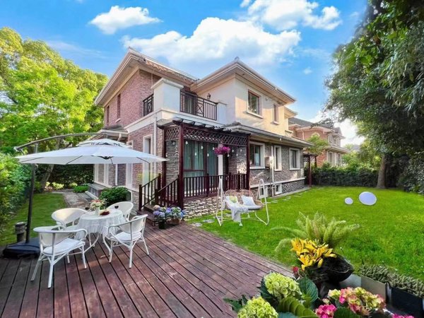 上海松江泗泾保利十二橡树庄园新上保利十二橡树庄园别墅,精装9房可